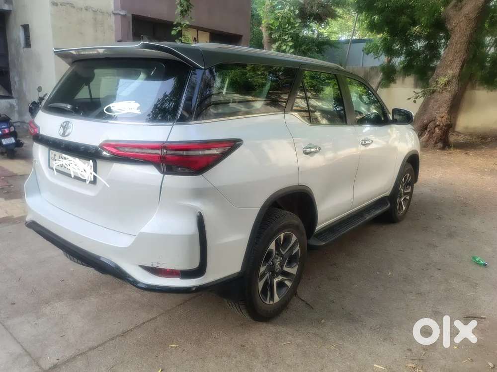 Goverment Officer Owned, Legender 4x2 Auto, 37000 Km, 1st Owner