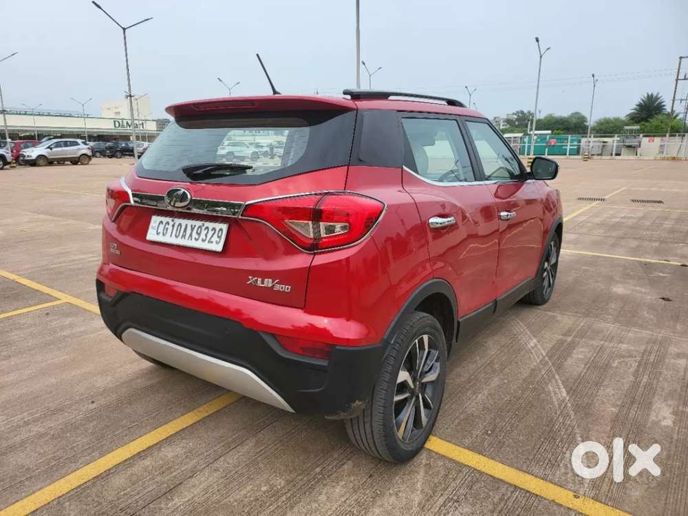 Mahindra Xuv300 W8 Amt Diesel, 2020, Diesel