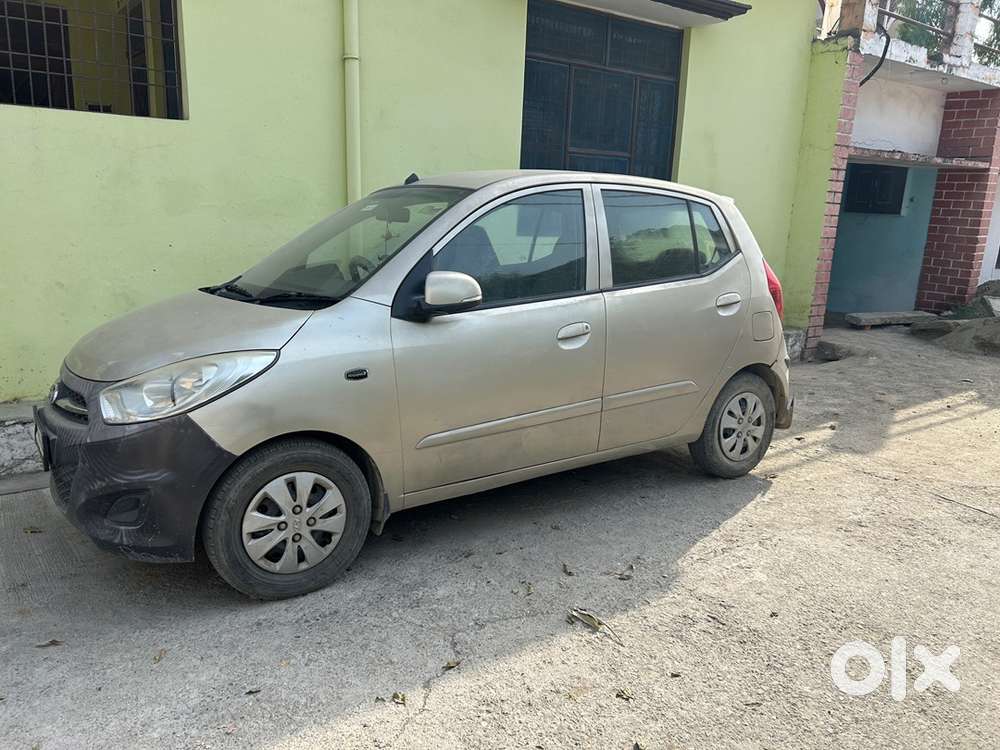 Hyundai I10 Sportz 2011