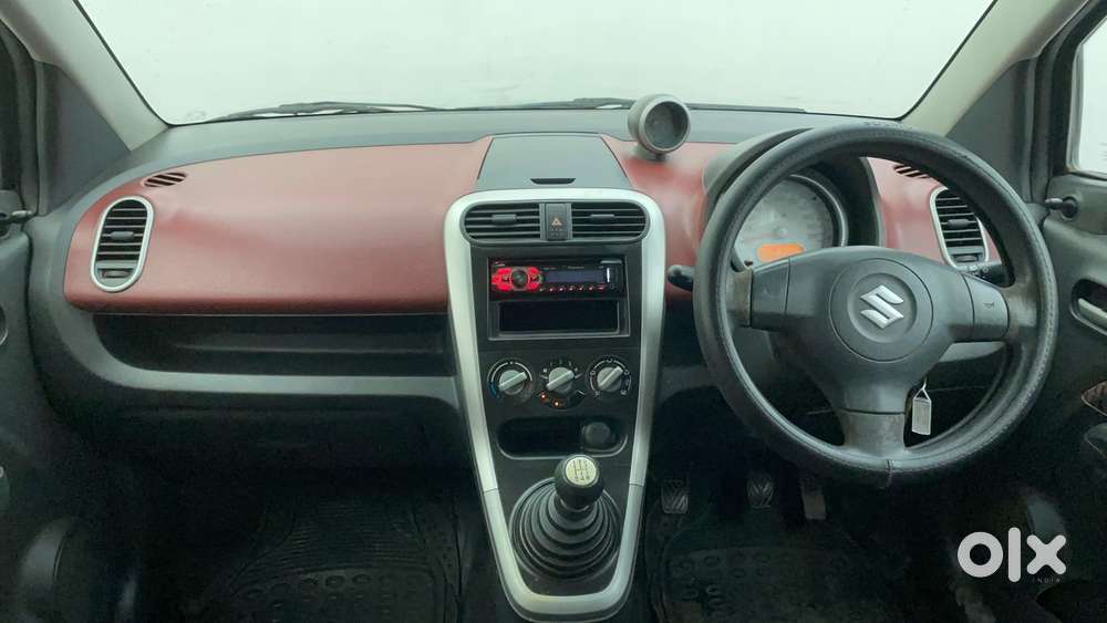 Maruti Suzuki Ritz Vxi, 2013, Petrol