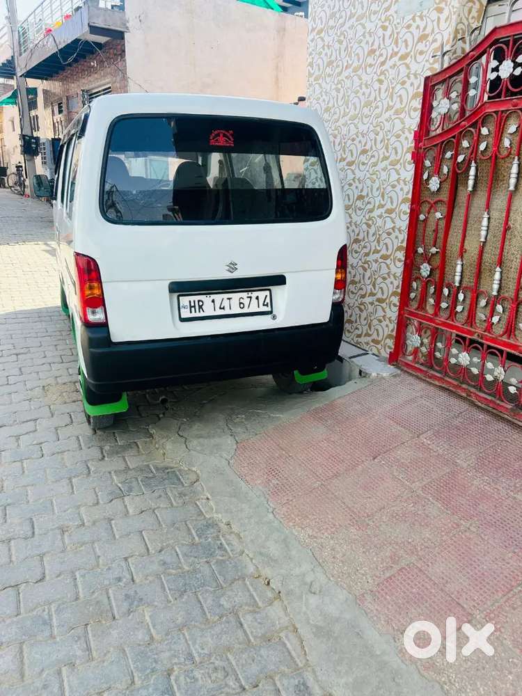 Maruti Suzuki Eeco 2022 Cng & Hybrids 70000 Km Driven