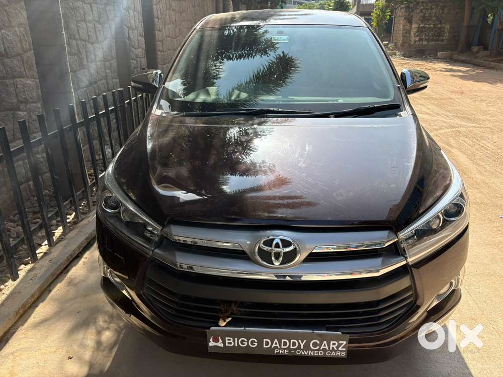 Toyota Innova Crysta 2.4 V, 2017, Diesel