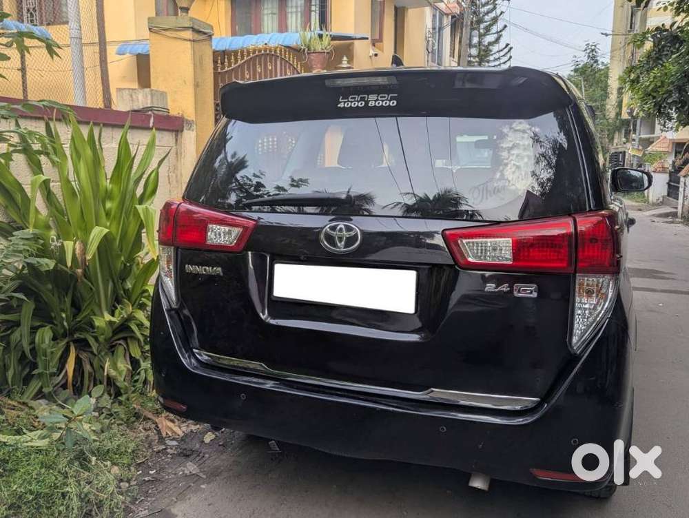 Toyota Innova Crysta 2.4 G Mt, 2022, Diesel