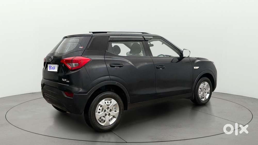 Mahindra Xuv300 W4, 2022, Petrol