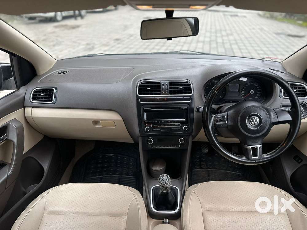 Volkswagen Vento Petrol Highline, 2012, Petrol