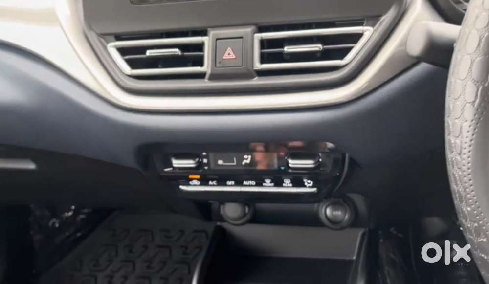 Maruti Baleno 1.2 Zeta 2024