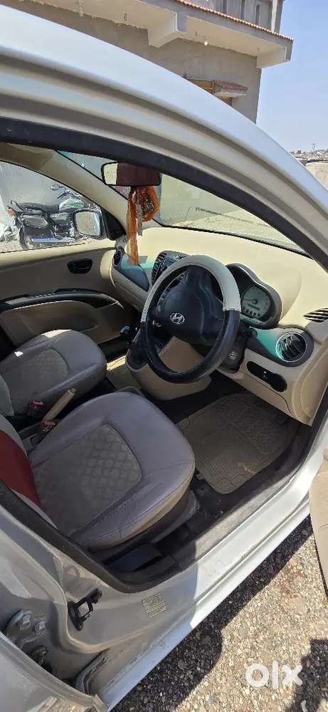 Car Aisha Besht