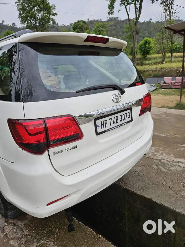 Toyota Fortuner 2015 Diesel 163000 Km Driven