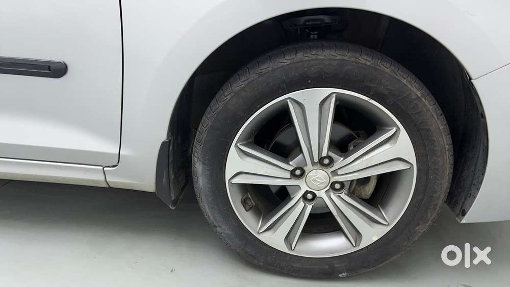 Hyundai Verna [ ] Fluidic 4s 1.6 Crdi Sx (o) At, 2018, Petrol