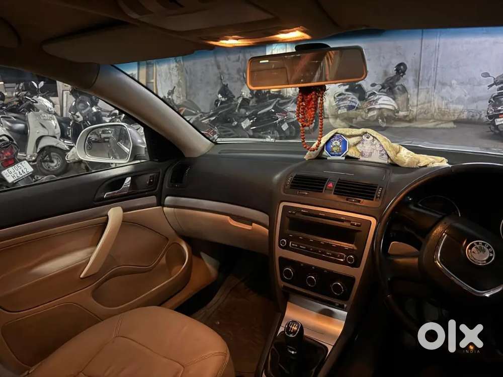 Skoda Laura 2.0 Ambition 2013