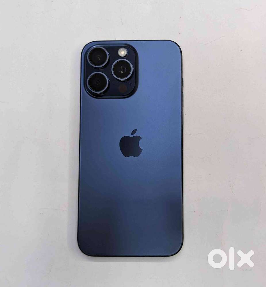 Refurbished iPhone 15 Pro Max & 15 Pro & 15 Plus Box & Accessories