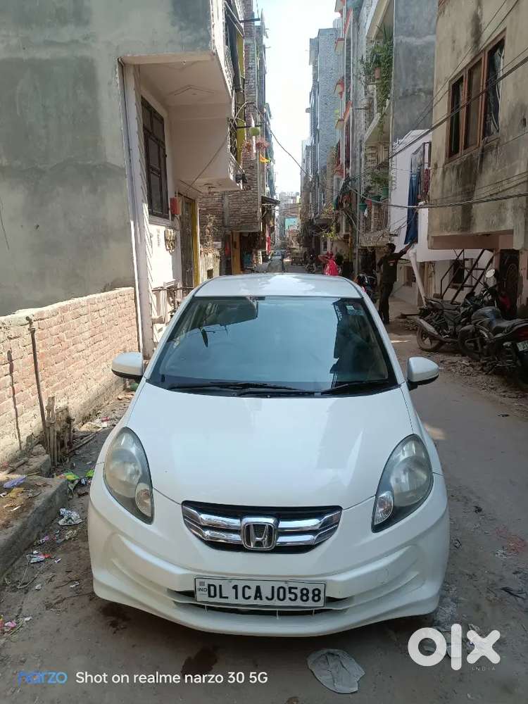 Honda Amaze 2015 Petrol Cng On Pepar Good Condition