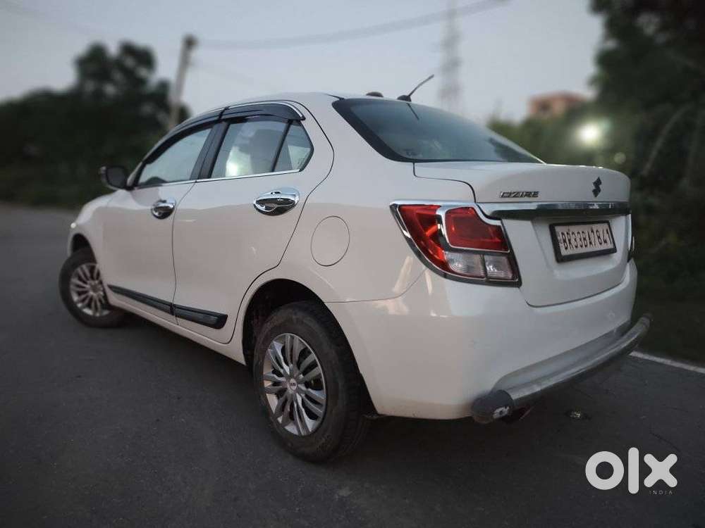 Maruti Suzuki Dzire 1.2 Vxi, 2023, Petrol
