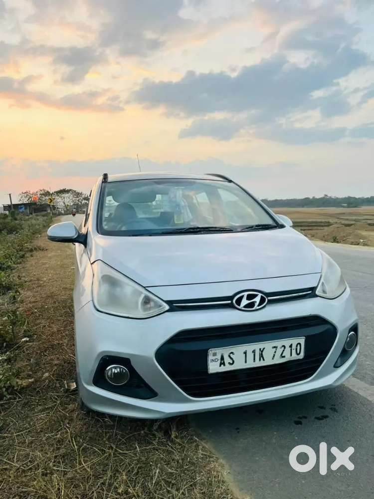 Hyundai Grand I10 2016 Petrol Well Maintained