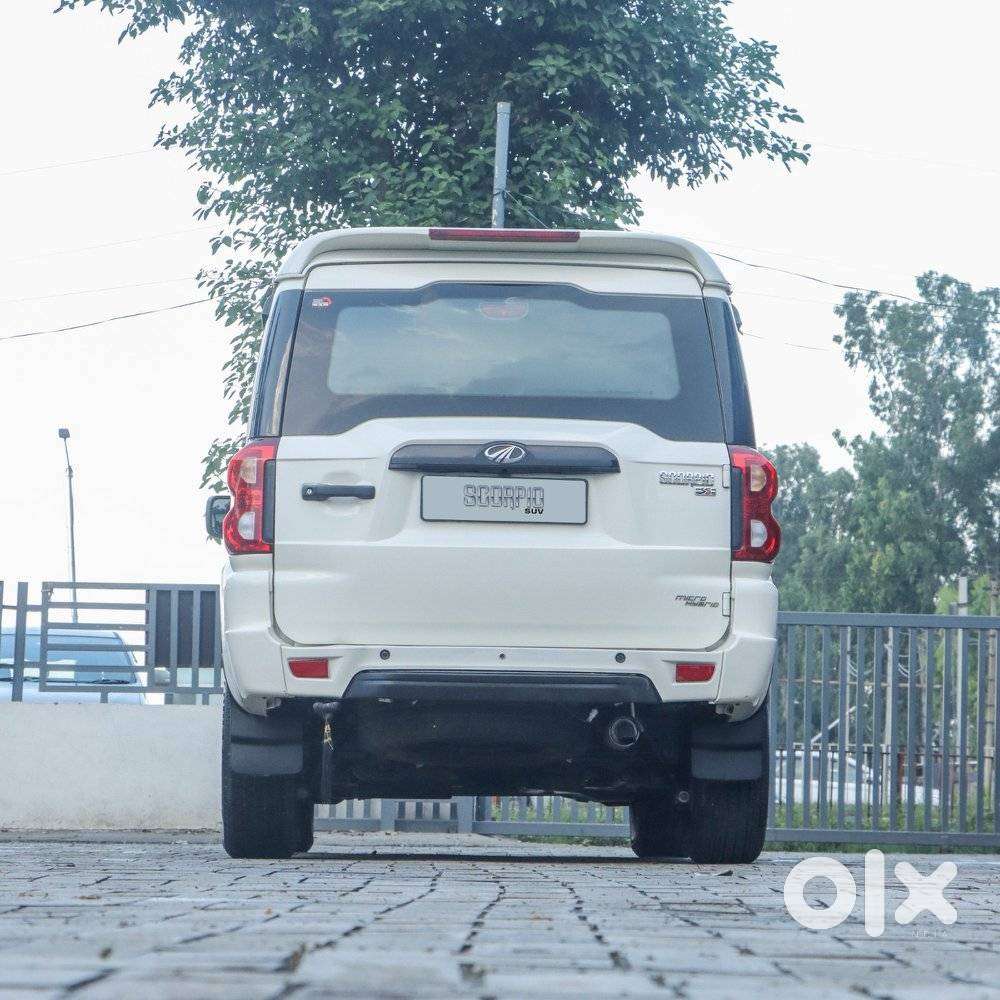 Mahindra Scorpio Classic 2.2 S Mt 7 Str, 2022, Electric