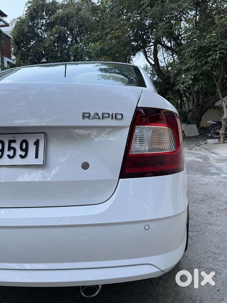 Skoda Rapid 1.0 Ambition Tsi At, 2020, Petrol