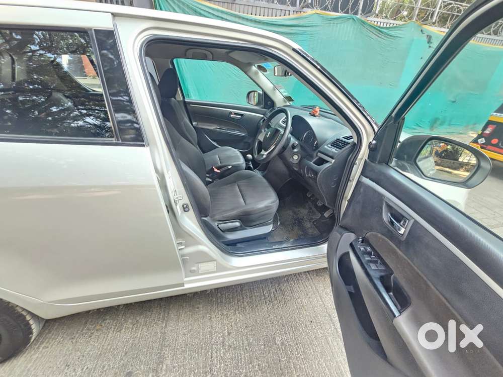 Maruti Suzuki Swift Vxi Abs Bsiv, 2012, Petrol