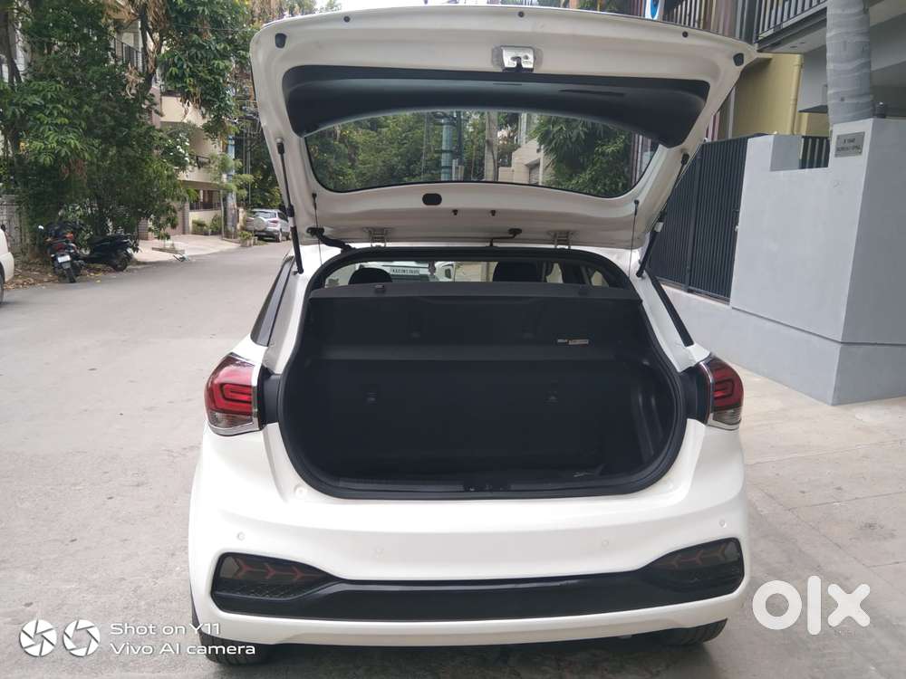 Hyundai I20 Asta Option, 2019, Petrol