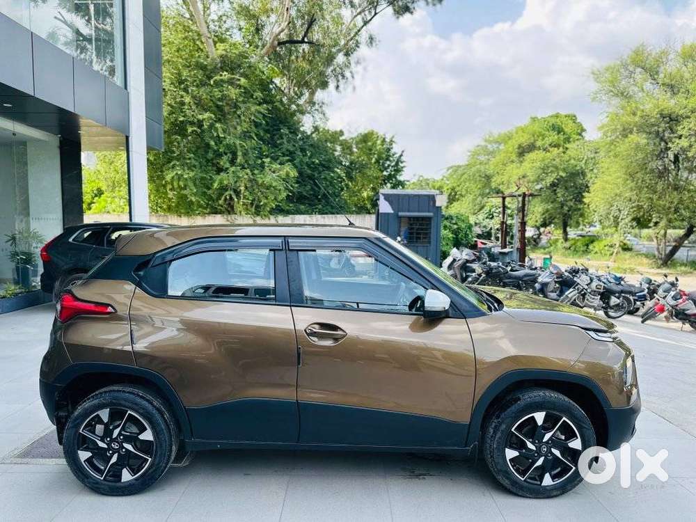 Tata Punch, 2022, Petrol