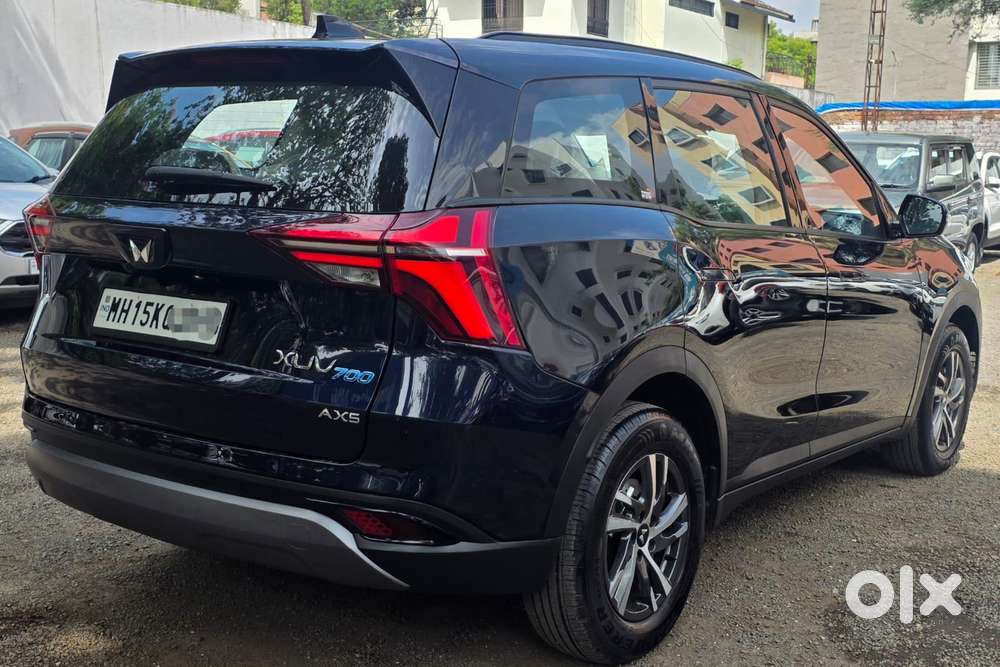 Mahindra Xuv700 2.2 Ax 5 Diesel At 7 Str, 2025, Diesel