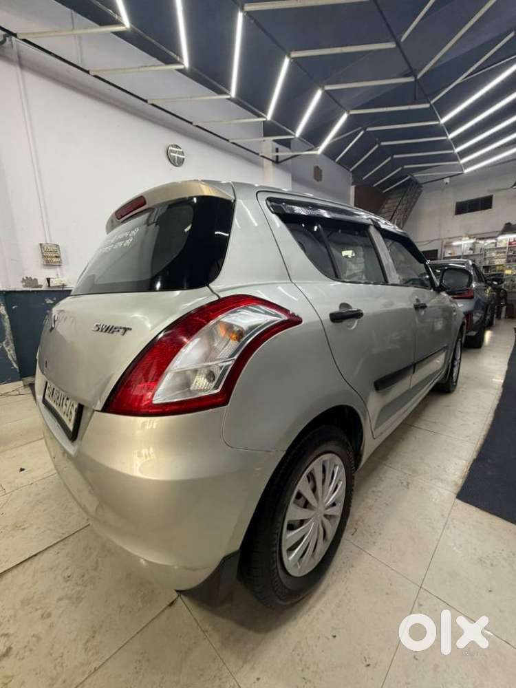 Maruti Suzuki Swift Lxi Optional-o, 2015, Cng & Hybrids