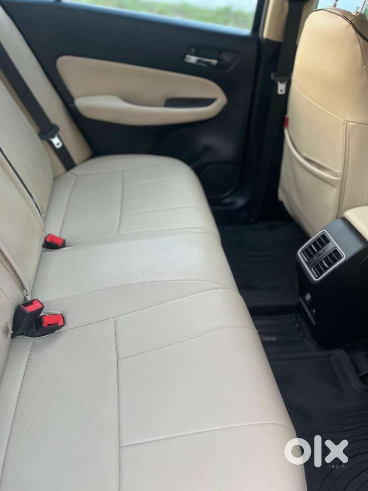 Honda City 1.5 V 5th Gen I-vtec Mt, 2021, Petrol