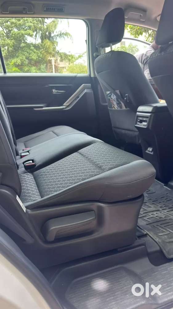 Toyota Innova Hycross 2.0 Gx 8 Str, 2024, Petrol