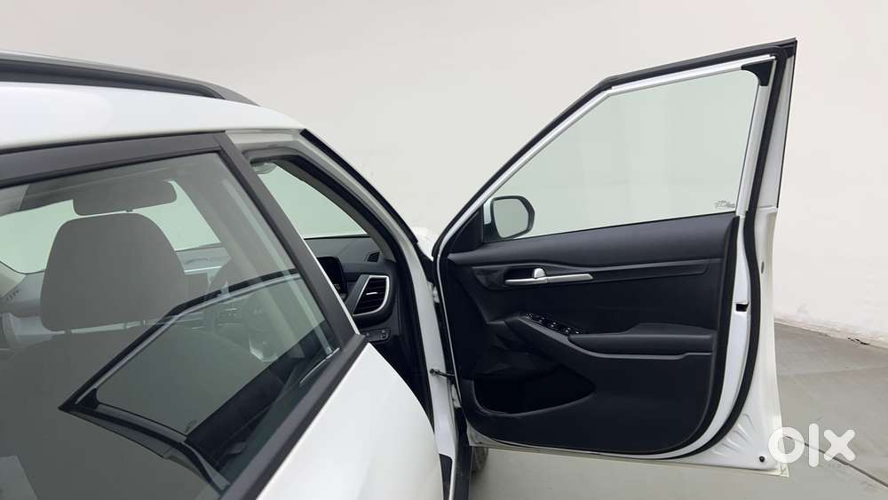 Kia Seltos Htk G, 2024, Petrol