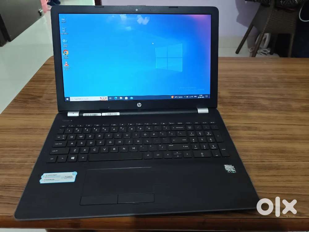 HP NOTEBOOK i3 6006U
