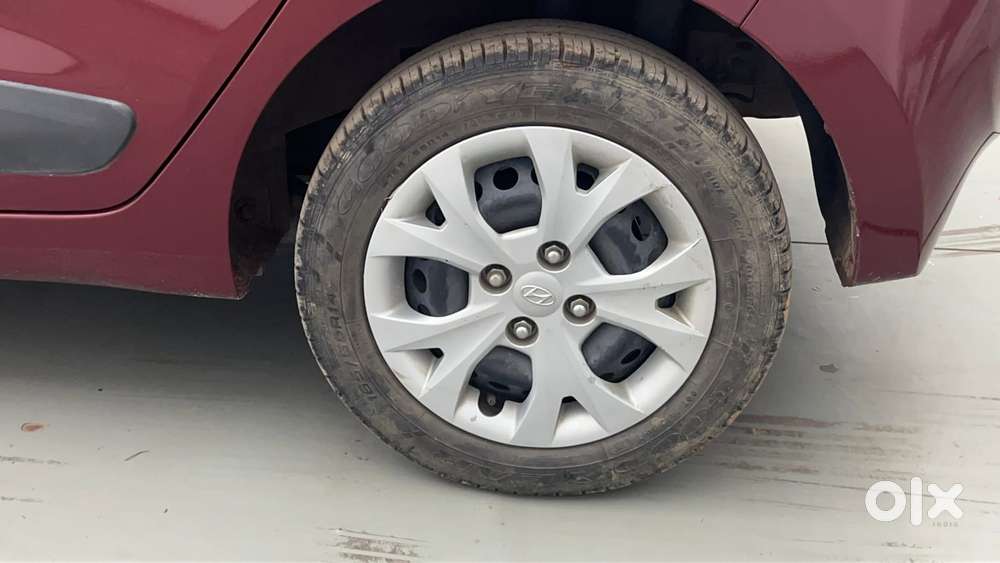 Hyundai Grand I10 1.2 Kappa Sportz, 2016, Petrol