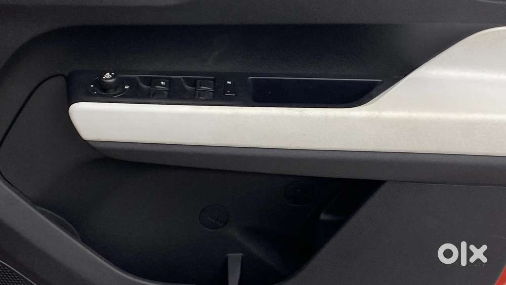 Tata Punch 1.2 Revotron Creative Amt Dual Tone, 2021, Petrol