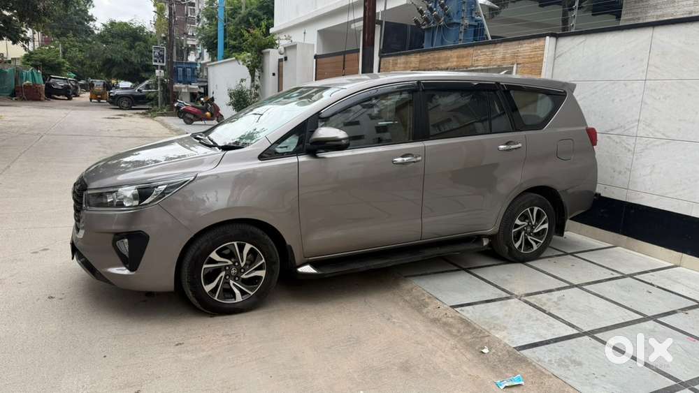 Toyota Innova Crysta 2022