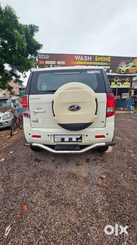 Mahindra Tuv 300 2016 Top Model In Mint Condition