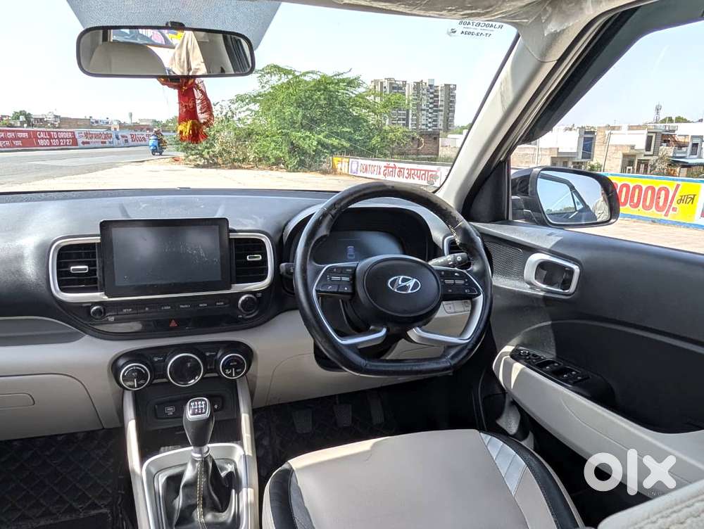 Hyundai Venue Sx (o) Mt 1.5 Diesel, 2023, Diesel
