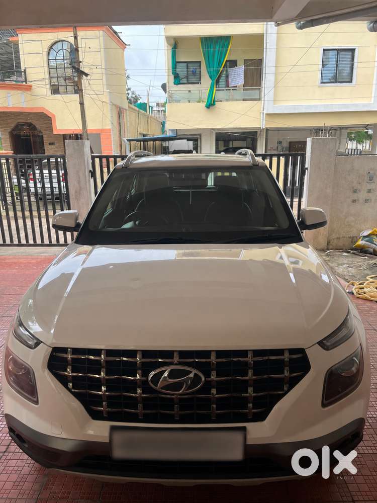 Single Owner_hyundai Venue Sx 1.0 Turbo Petrol Manual_dec21_31,000km