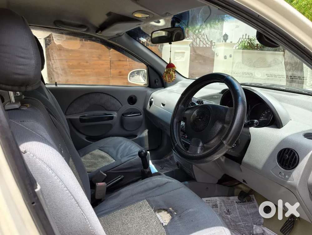 Chevrolet Aveo 2011 Petrol 97350 Km Driven