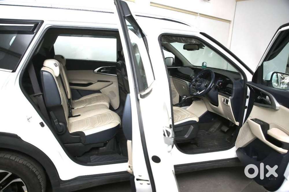 Kia Carens 1.5 Luxury Plus Turbo Dct 7 Str, 2023, Petrol