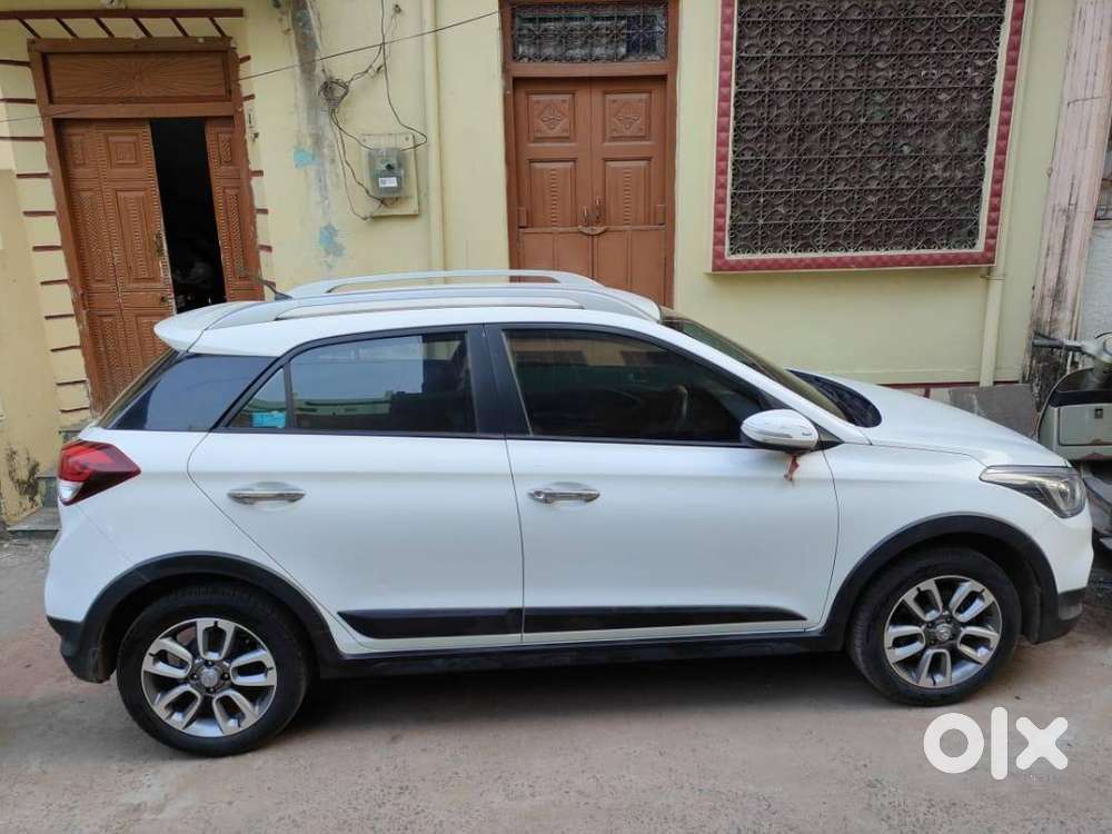 Hyundai I20 Active 2017 Petrol Well Maintained