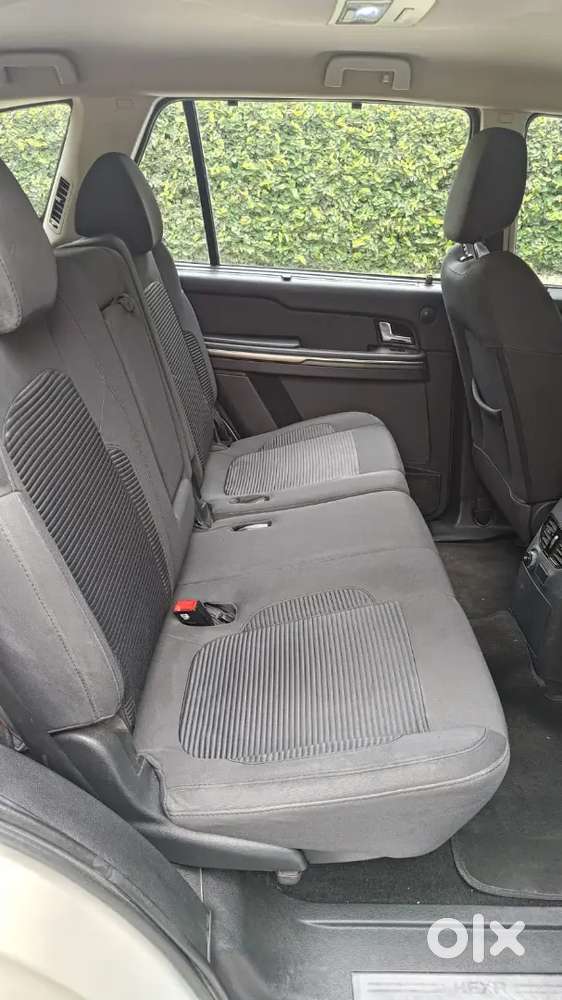 Automatic Tata Hexa 2017