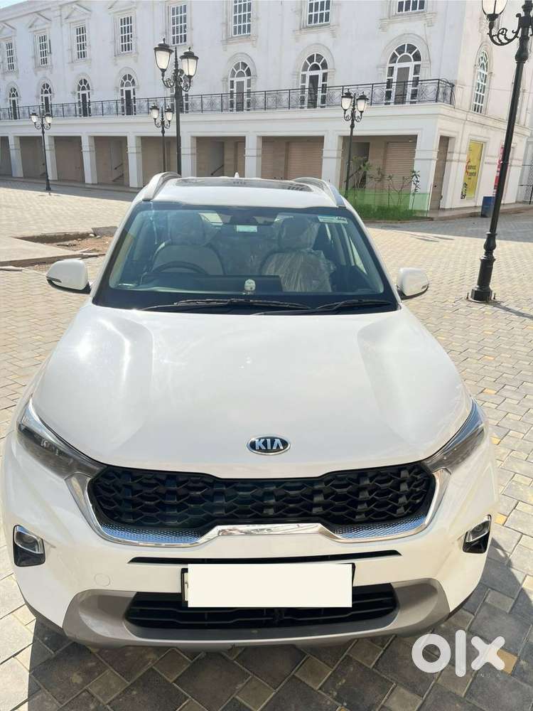 Kia Sonet 12000 Km's New Condition Sunroof