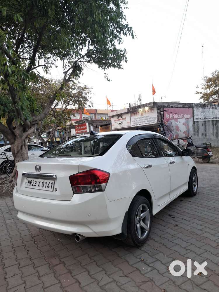 Honda City V Mt Exclusive, 2010, Petrol