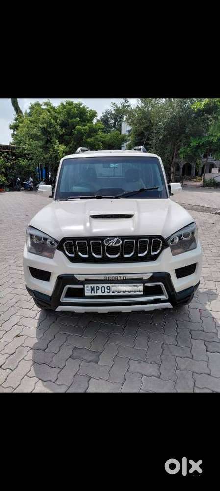 Mahindra Scorpio S4, 2016, Diesel
