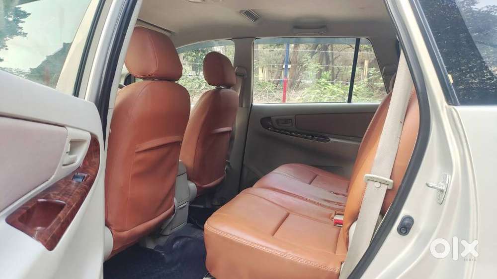 Toyota Innova 2012-2013 2.5 Gx (diesel) 8 Seater Bs Iv, 2012, Diesel