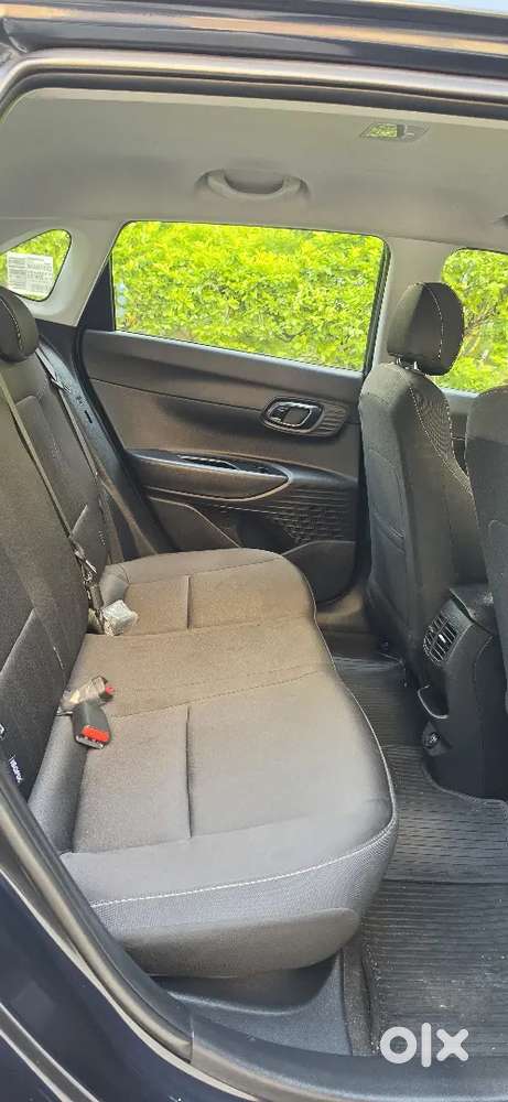 Hyundai I20 Sportz 1.2 Ivt (automatic Transmission)2023