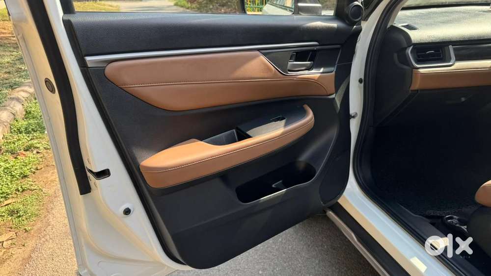 Honda Elevate Zx Cvt Dual Tone, 2024, Petrol