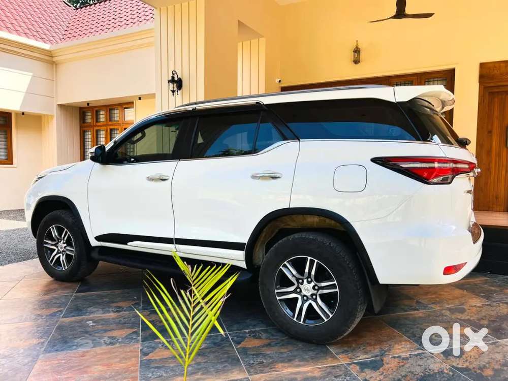 Toyota Fortuner 2022 4x2 At Diesel