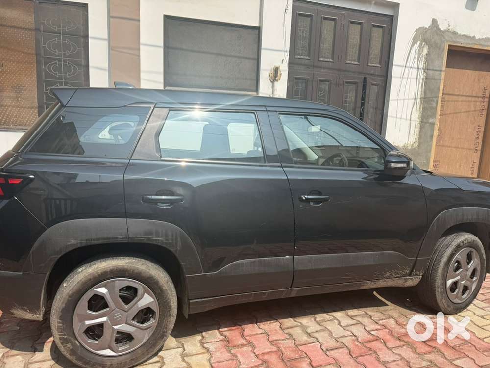 Maruti Suzuki Brezza  Manufacturing March 2026 Km 8100
