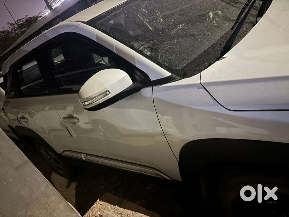 Maruti Brezza 1.5 Lxi 2024