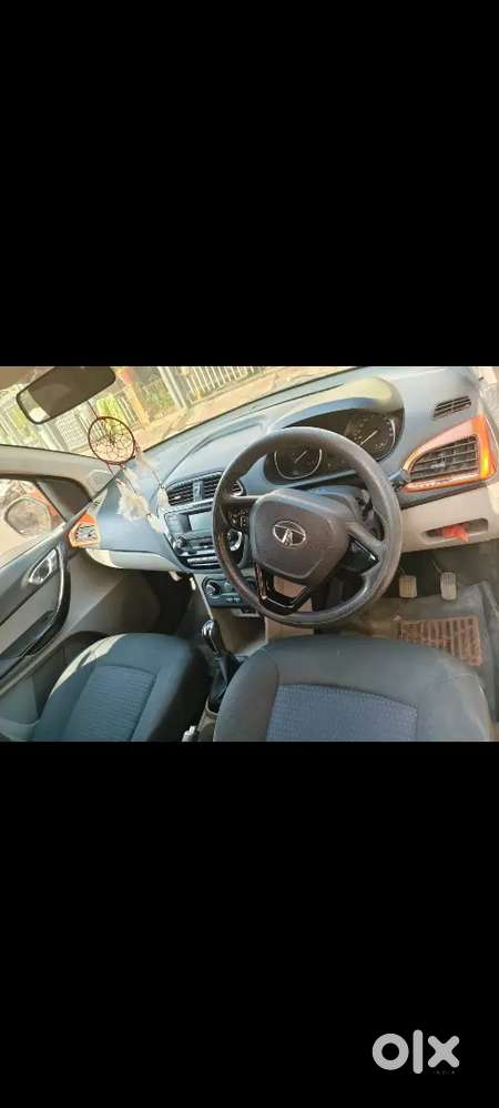 Tata Tiago 2017 Petrol 96000 Km Driven