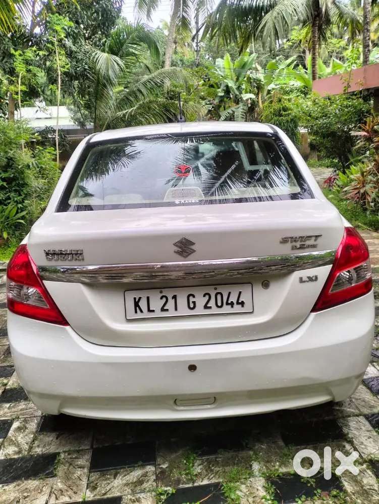 Swift Dzire Lxi Petrol 2013 Reg80,000 Kmwell Maintainedno Accidents